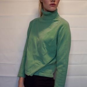 Classic Turtleneck Green Sweater